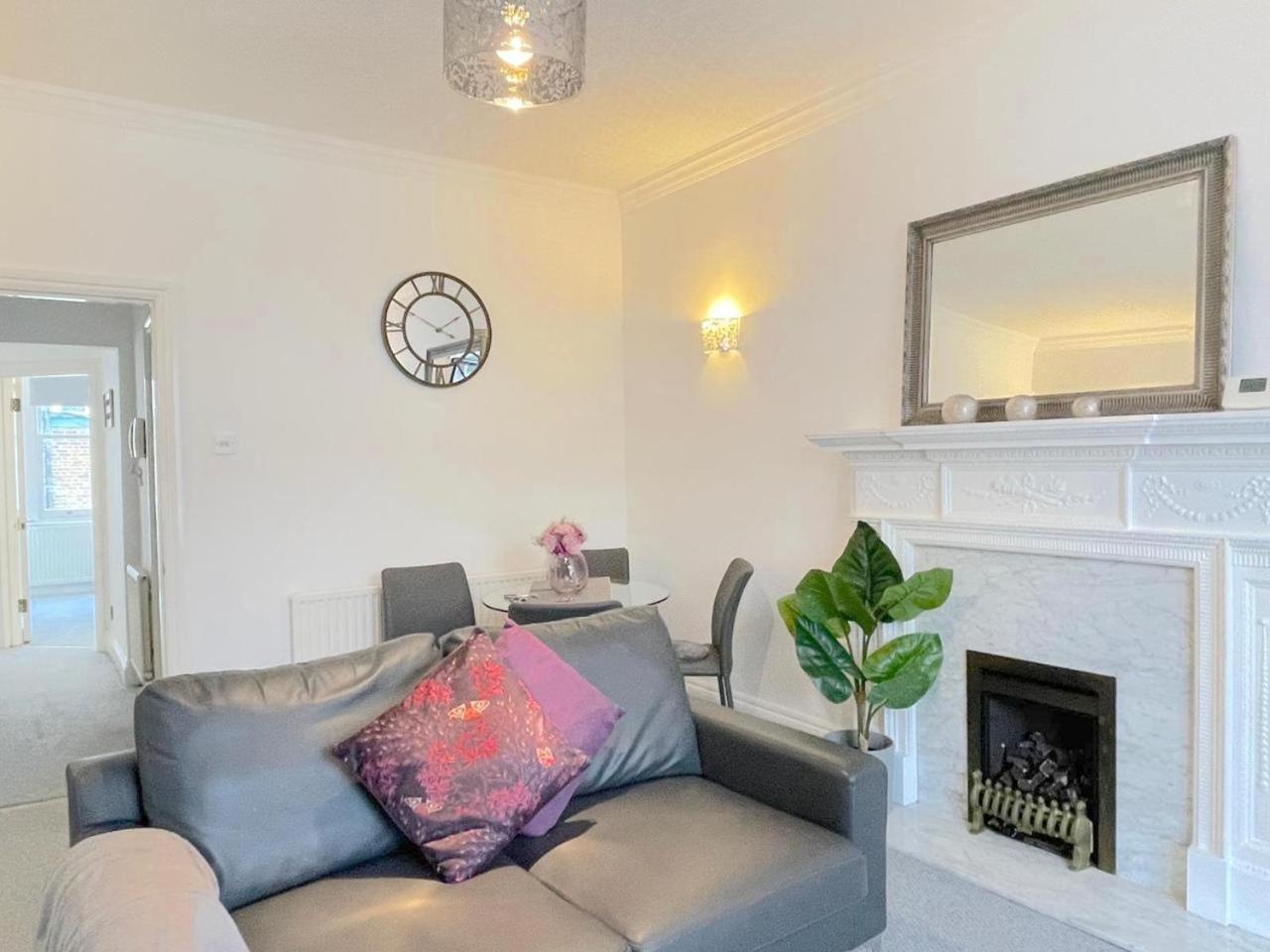 Luxury Apartment In Paddington ロンドン エクステリア 写真